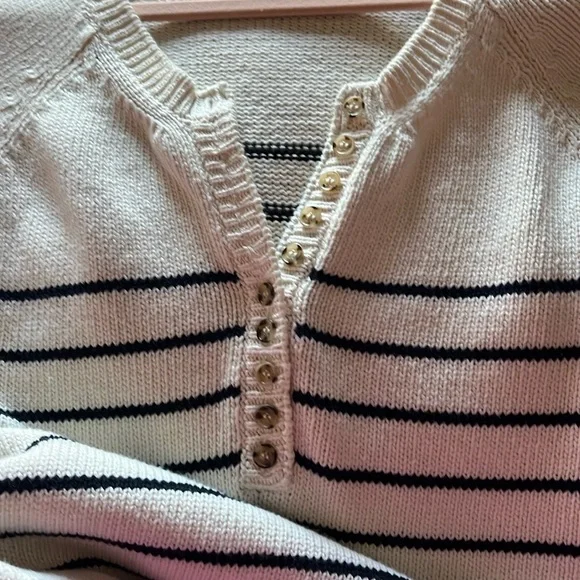 Sezane leotine sweater ecru/navy organic cotton, excellent condition worn twice. - Picture 4 of 7